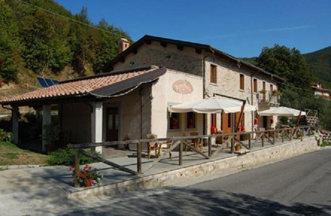 Spino Fiorito Stay Casola in Lunigiana Екстериор снимка